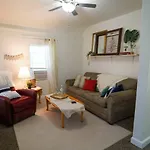 2 Bedroom Apartment Near Ndsu And Downtown Fargo