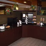 C\'Mon Inn & Suites Fargo