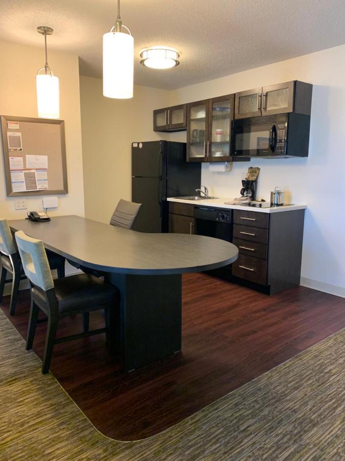 Candlewood Fargo-north Dakota State By Ihg Fargo