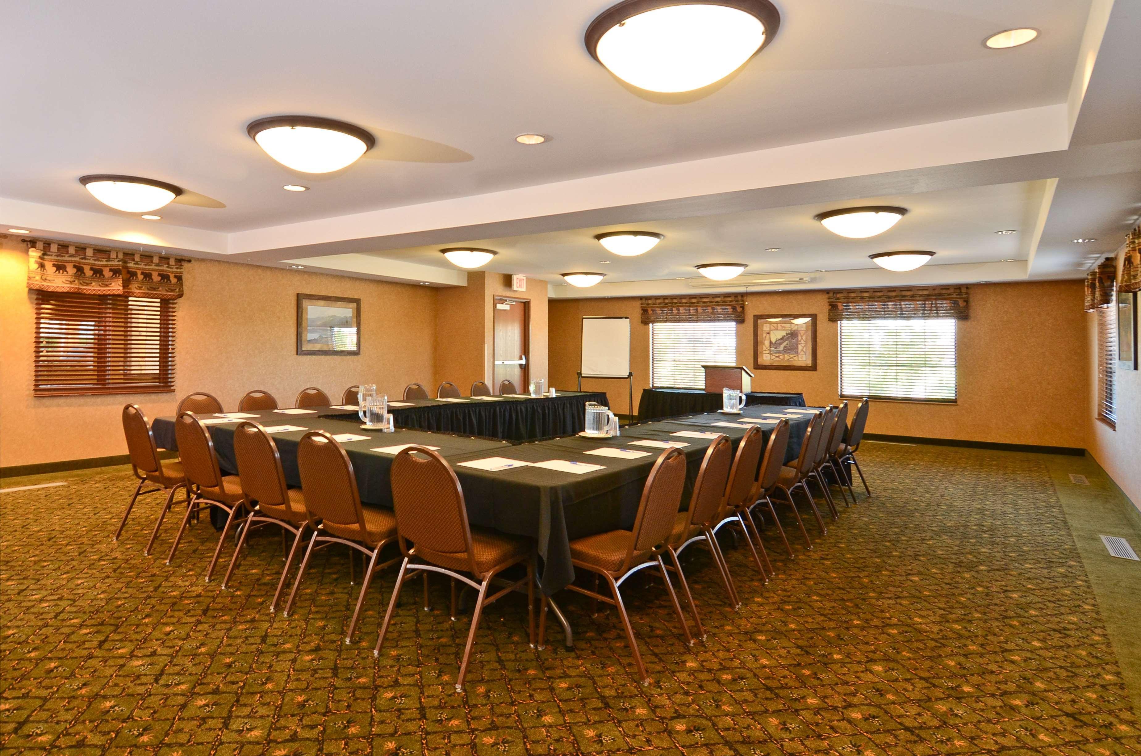 Western Kelly And Hotel 3*