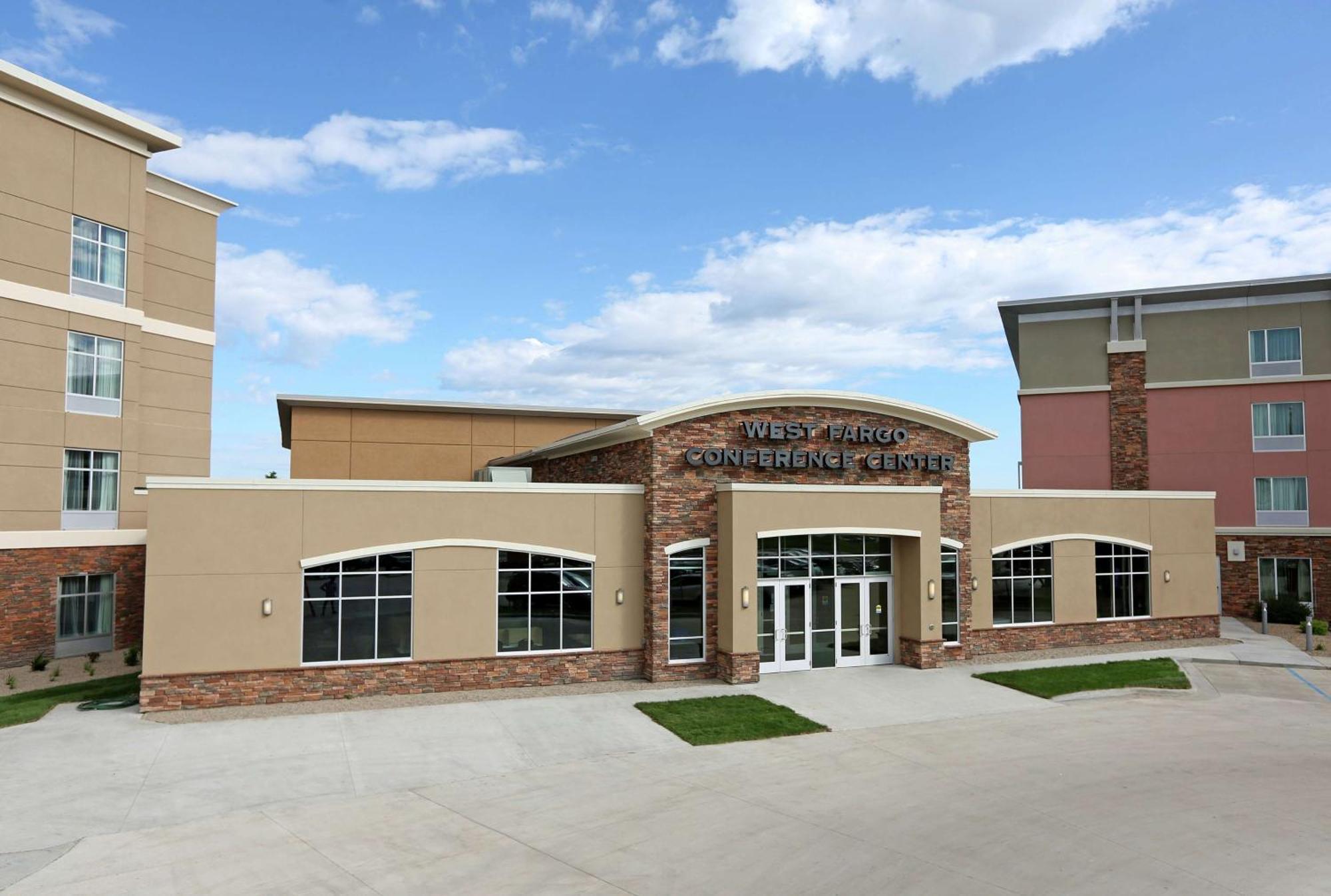 Doubletree By Hilton West Sanford Medical Center Area Hotel 4*