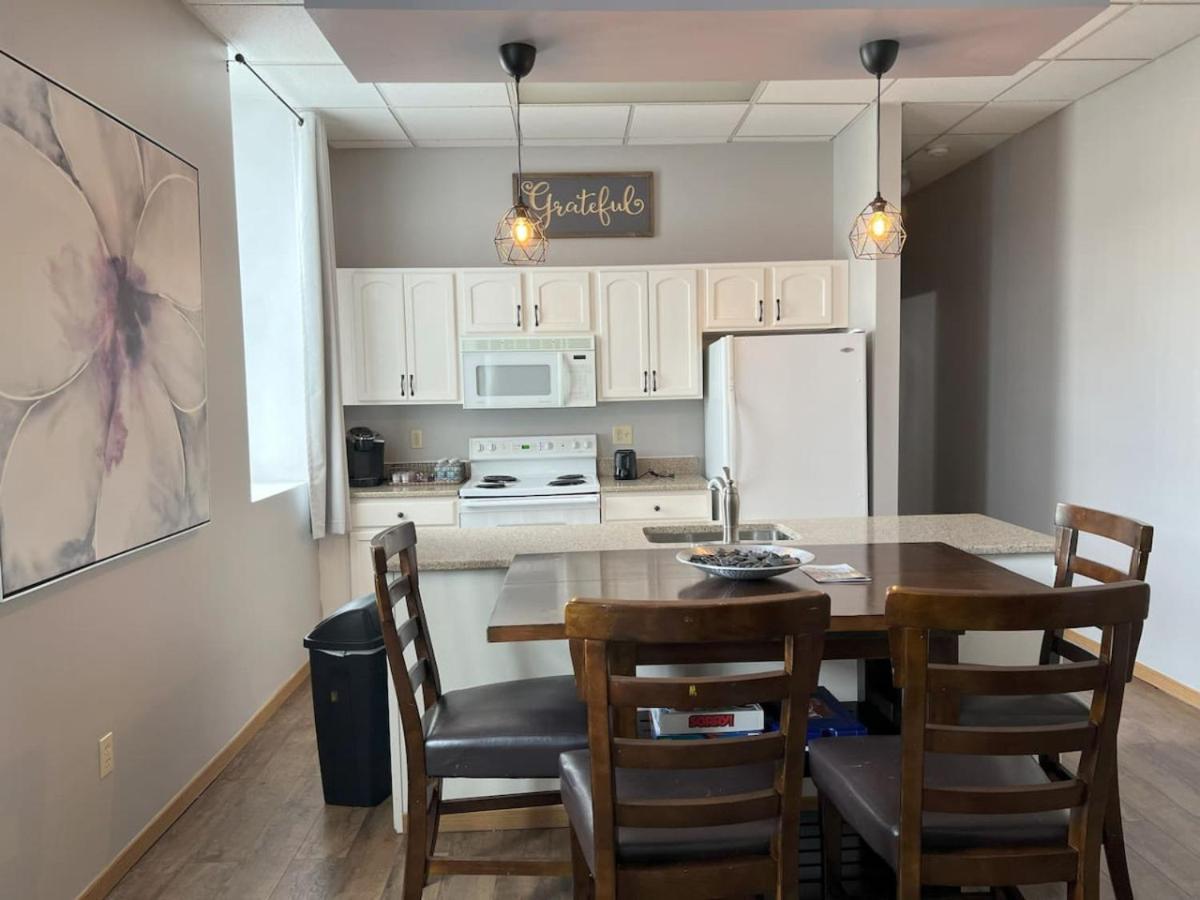 Downtown-near Sanford Hospital-convenient Location * Fargo