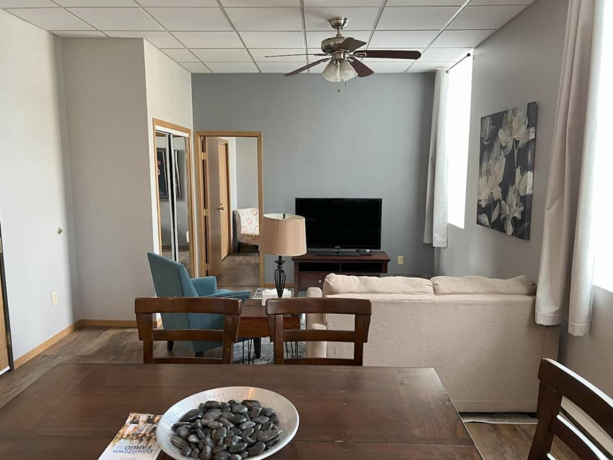 Downtown-near Sanford Hospital-convenient Location Apartment Fargo
