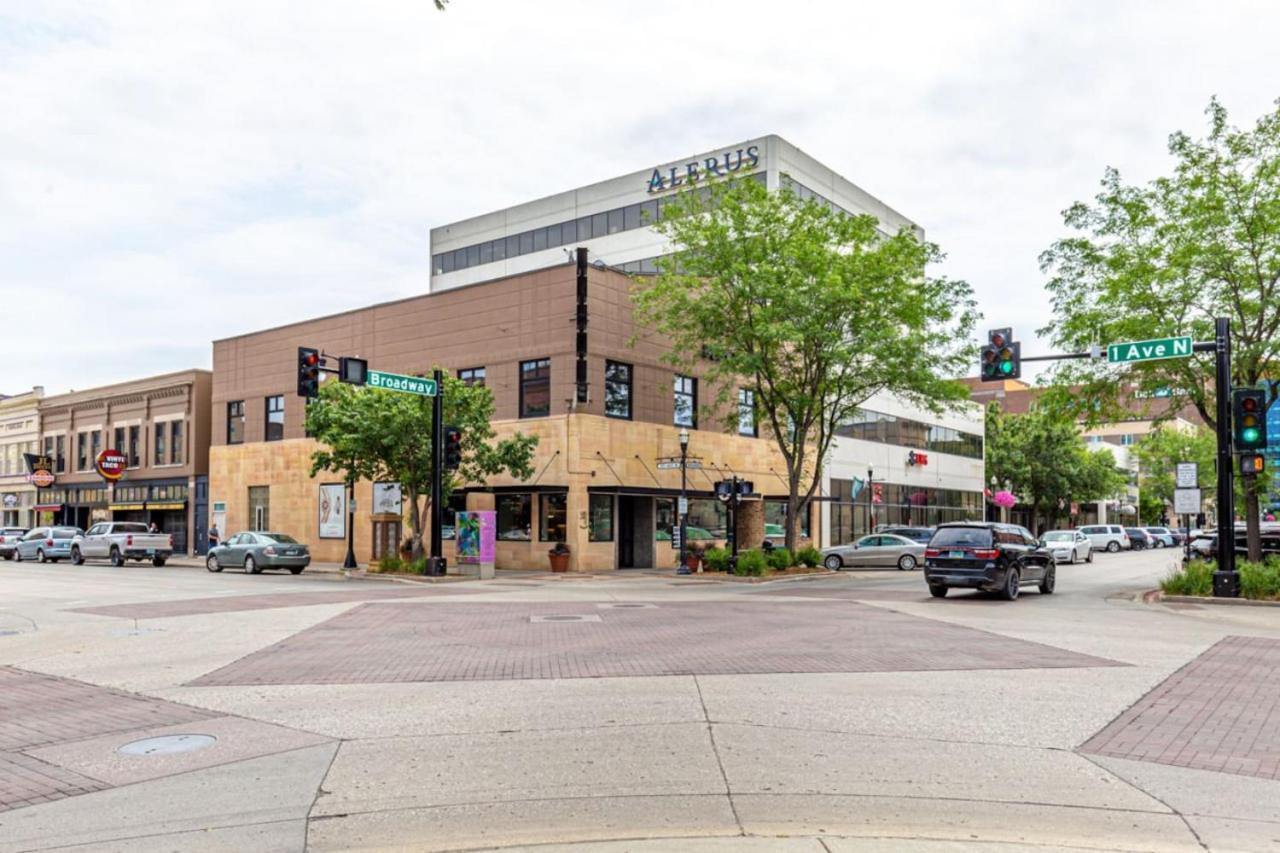 Your Next Cozy Retreat Friends Pets Welcome Fargo