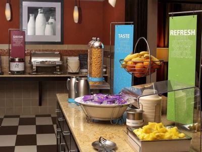 Hotel Hampton & Medical Center Fargo