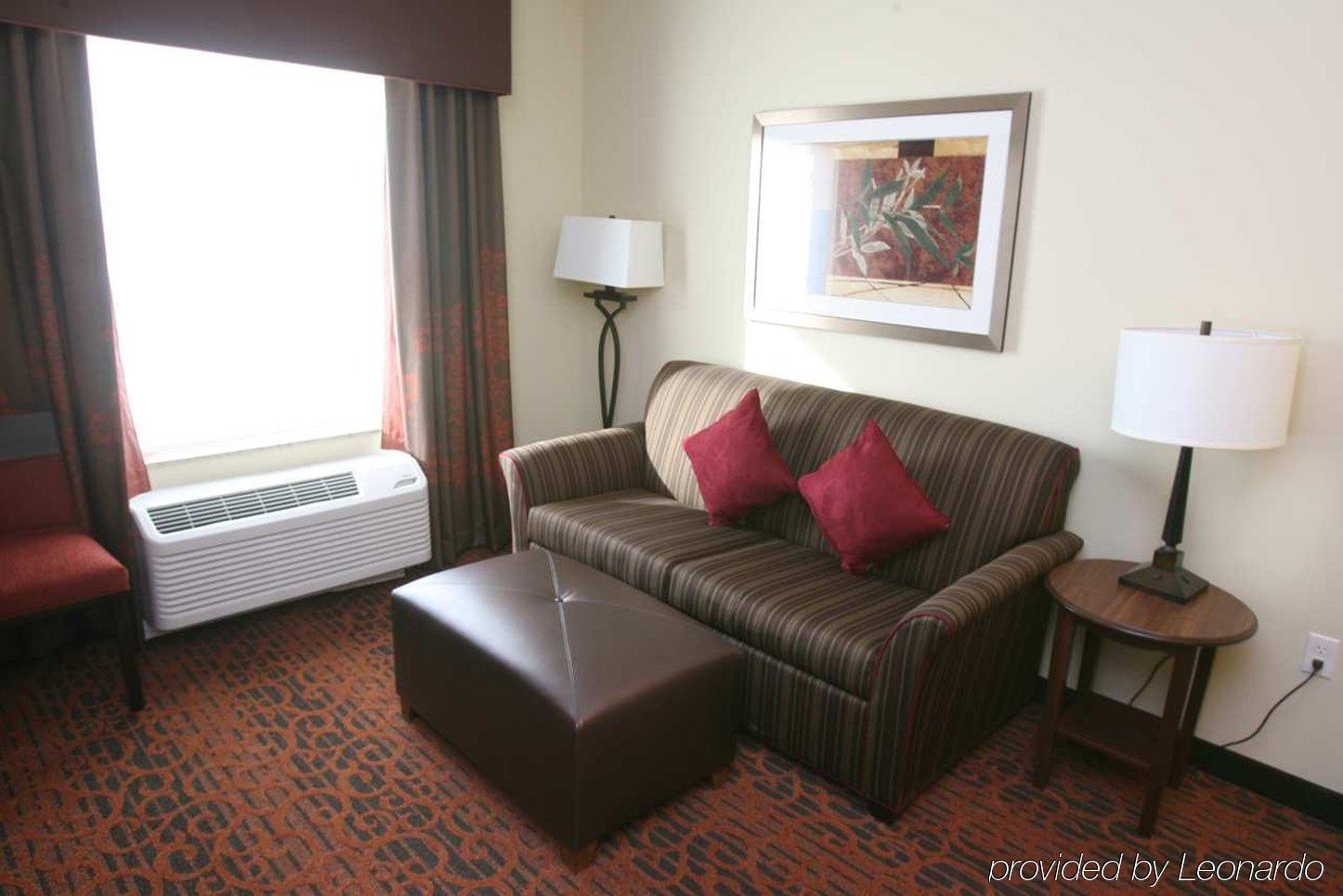 Hotel Hampton & Medical Center Fargo