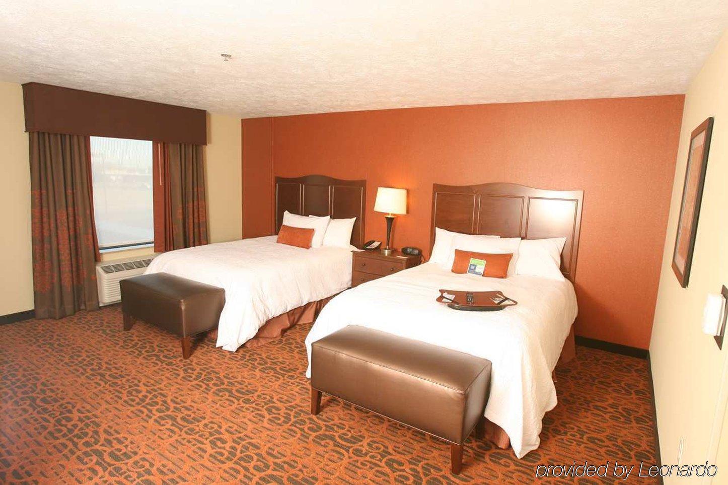 Hotel Hampton & Medical Center 3*