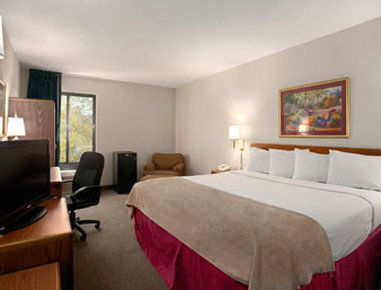Days By Wyndham - West Acres 2*