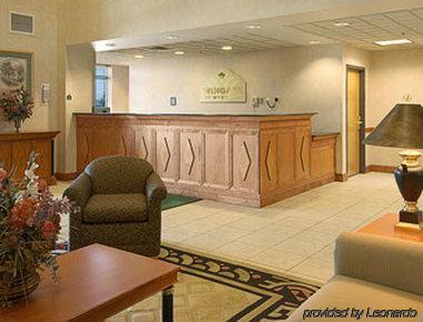 Hotel Wingate By Wyndham 3*