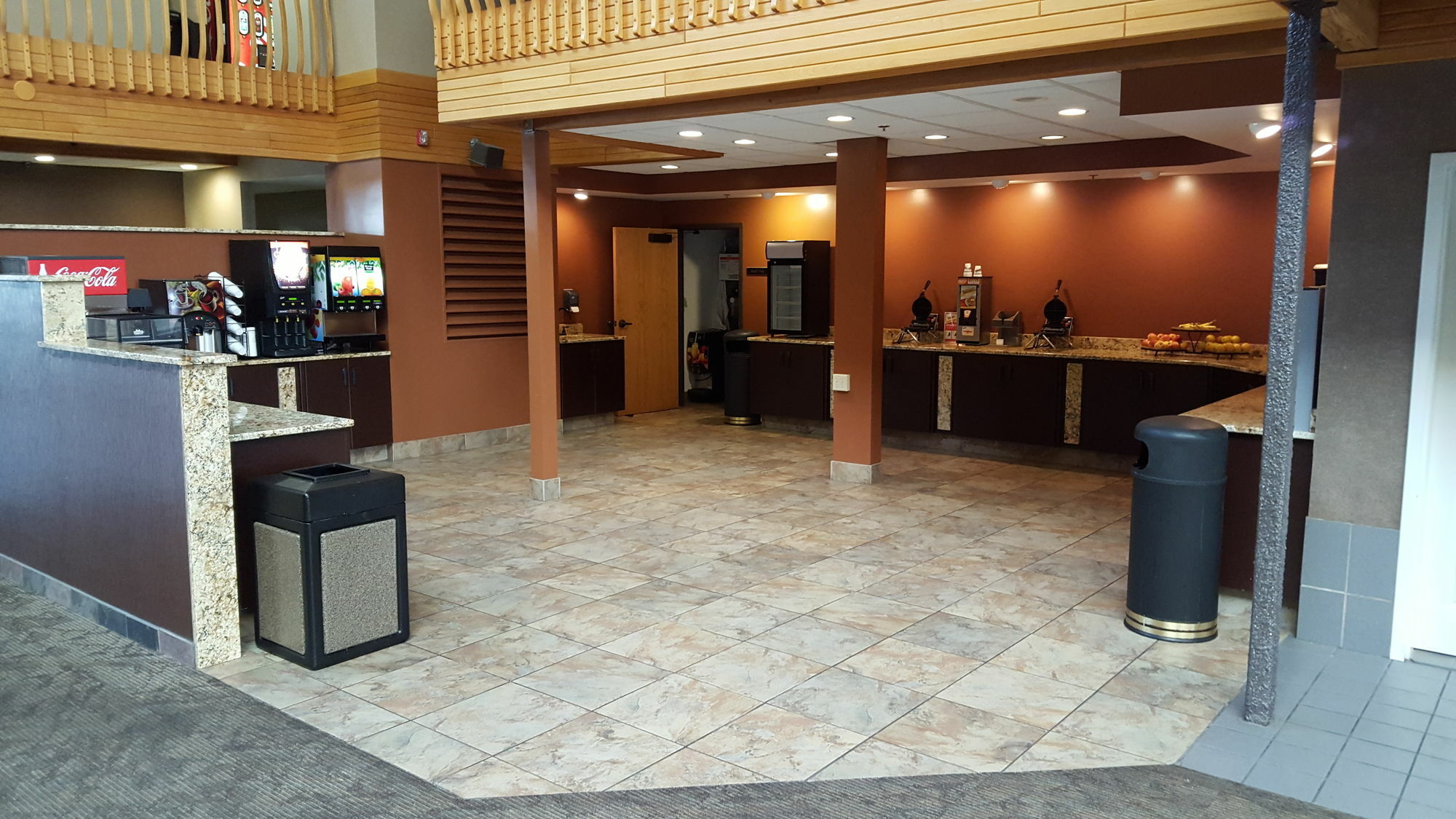 C'mon & Hotel Fargo
