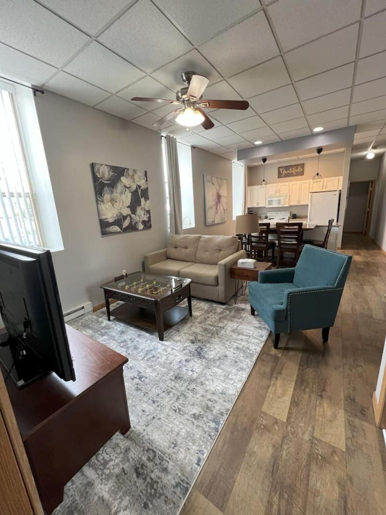 Apartment Downtown-near Sanford Hospital-convenient Location Fargo