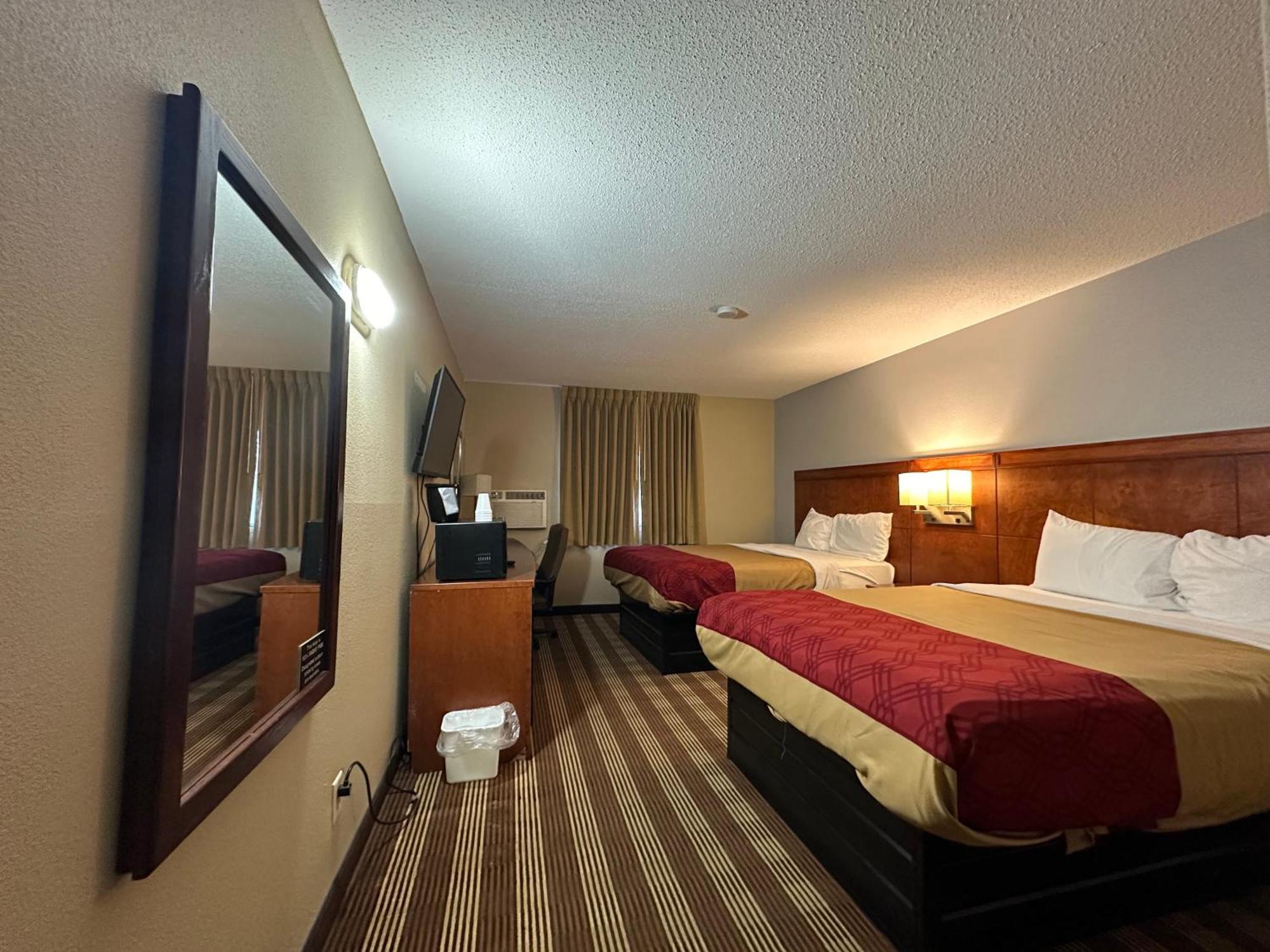 Americas Value Hotel