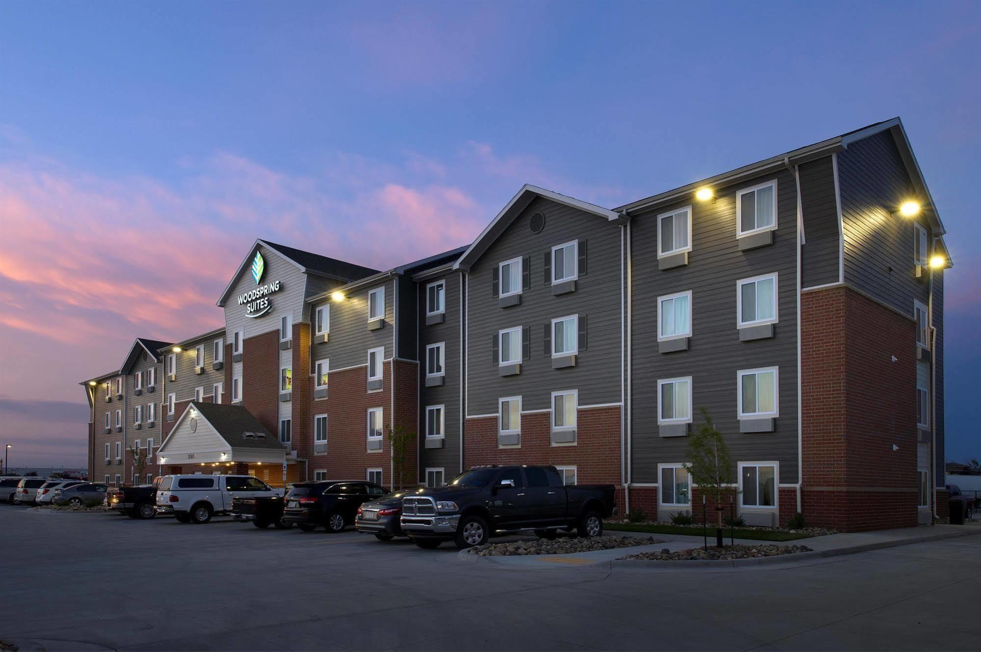 Hotel Woodspring North Near Ndsu Fargo