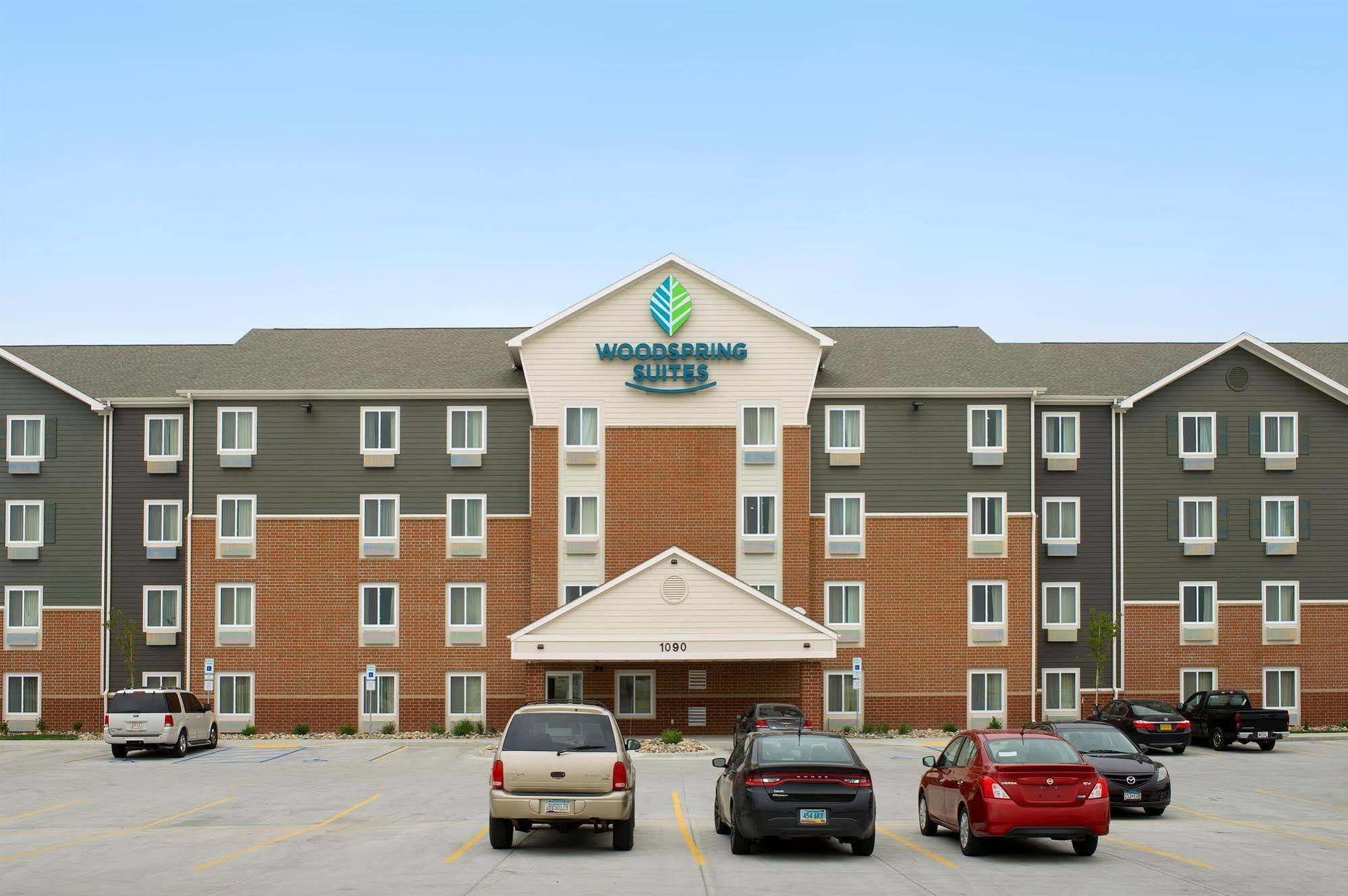 Woodspring North Near Ndsu 2* Fargo